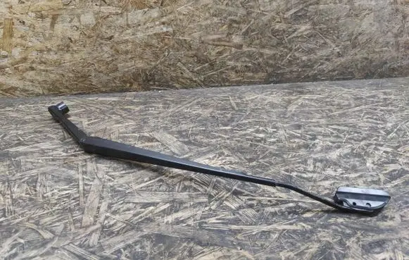 Chrysler Pacifica Front wiper blade arm