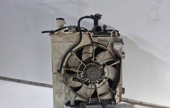 Toyota Aygo AB10 Radiator set 