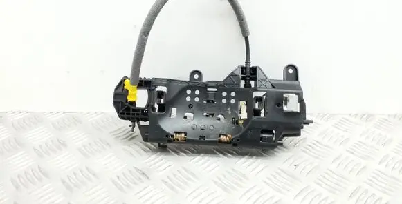 Audi A4 S4 B9 Front door exterior handle/bracket 8W0837811A