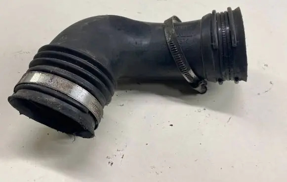 Renault Scenic II - Grand scenic II Air intake hose/pipe 8200201614