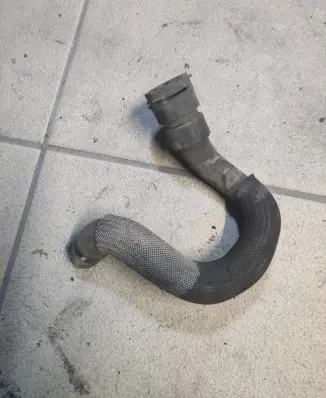 Volvo S60 Air intake hose/pipe 31338174
