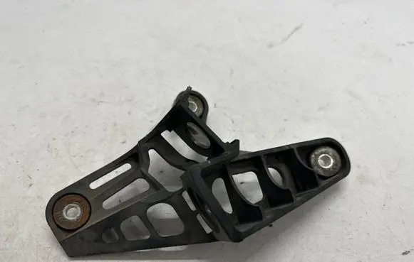 Skoda Octavia Mk3 (5E) Gear shift cable bracket 1K0711789G