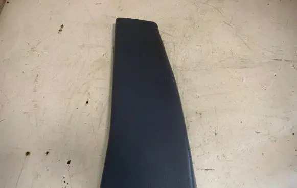 (B) pillar trim (bottom)