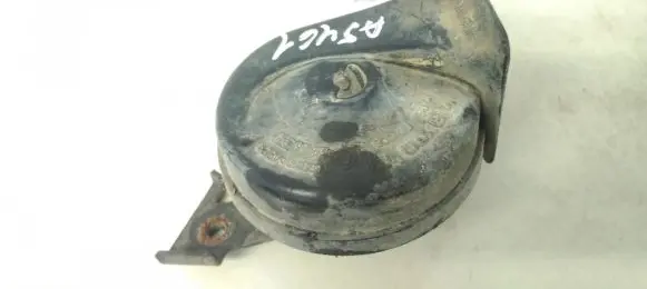 Volkswagen Golf IV Horn signal 00920018 2130
