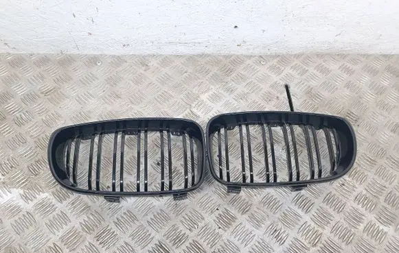 BMW 1 E81 E87 Front grill
