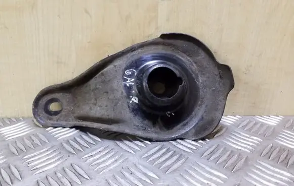 Toyota Avensis T270 Other rear suspension part 