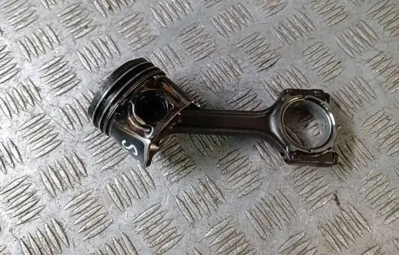 Suzuki Swift II other engine part 73502643