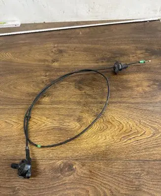 Engine bonnet/hood lock release cable