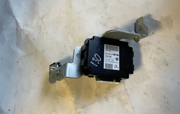 Hyundai i30 Voltage converter/converter module 95300G3000 95300-G3000