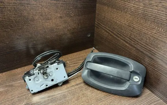 Front door lock