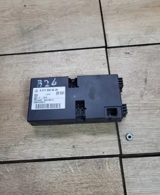 Mercedes-Benz E W211 Seat control module A2118203626 7896A4306913 00007896A4