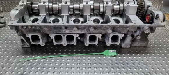 Volkswagen Transporter - Caravelle T5 Engine head S26378364 R070103373A