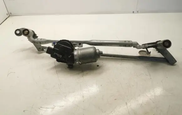 BMW X5M F85 Front wiper linkage and motor 7292654