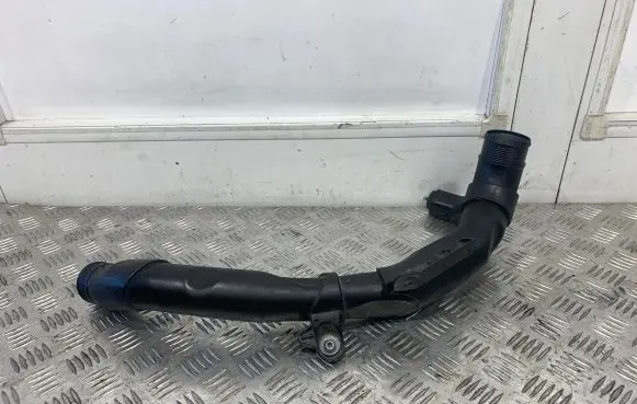 Volkswagen Golf VII Intercooler hose/pipe 5N0145840F