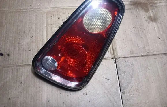 Mini One - Cooper R50 - 53 Rear/tail lights
