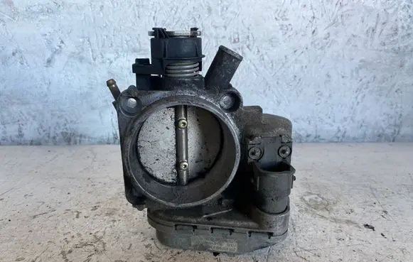 Mercedes-Benz C W203 Throttle valve 0205003042 86514