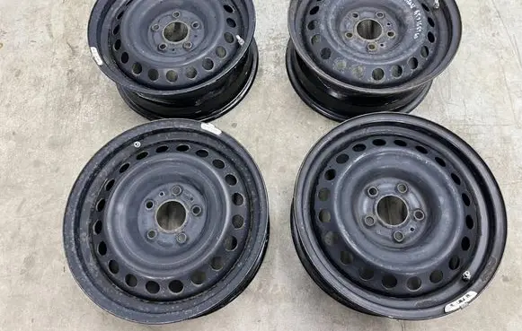 Nissan Qashqai R16 steel rim 40300-4ea0b