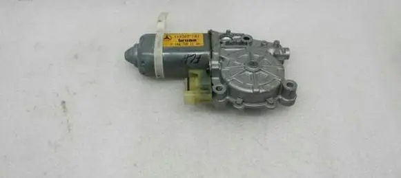 Mercedes-Benz S W140 Front door window regulator motor A1407202146