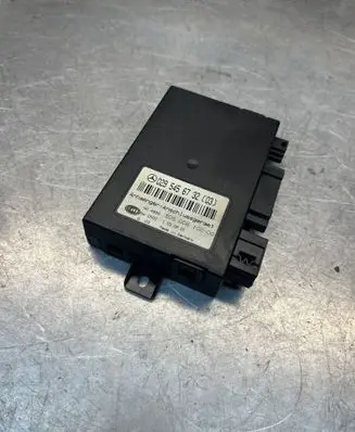 Mercedes-Benz C W203 Tow bar trailer control unit/module 0295456732 5DS00810200