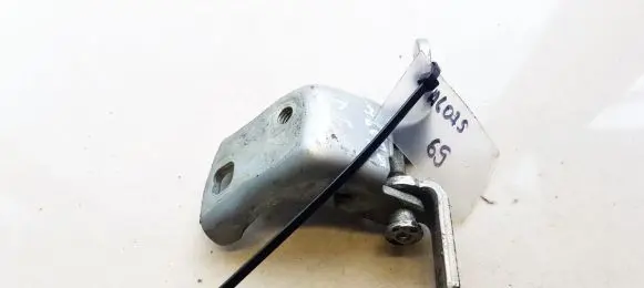 Ford Mondeo Mk III Rear door lower hinge 93BBF26800AL 93BB-F26800-AL