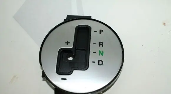 Mitsubishi Outlander Voltmeter 