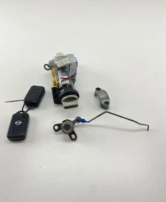 Nissan Elgrand Engine ECU kit and lock set 5WK48043C 41666C 28590C9965