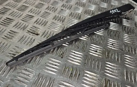 Hyundai i30 Rear wiper blade arm 