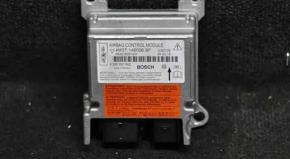 Ford Focus Airbag control unit/module 0285001552 4M5T14B056BF