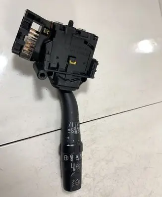 Toyota Corolla Verso E121 Wiper control stalk 8465205170