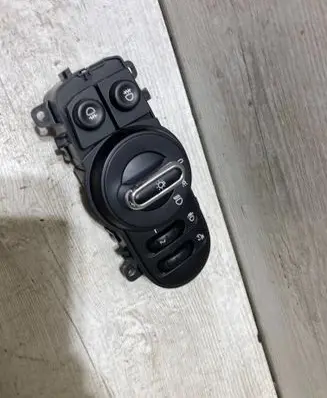 Mini Clubman F54 Light switch 6824880