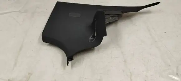 (C) pillar trim