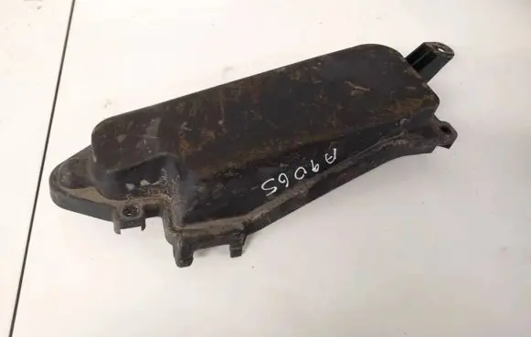 Lexus GS 300 350 430 450H Fuse box cover 7154867930 7154-8679-30