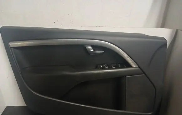 Volvo V70 Front door card panel trim 30649483