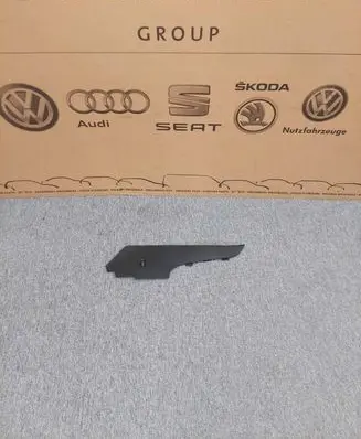 Volkswagen Golf VII Other center console (tunnel) element 5G1863046A