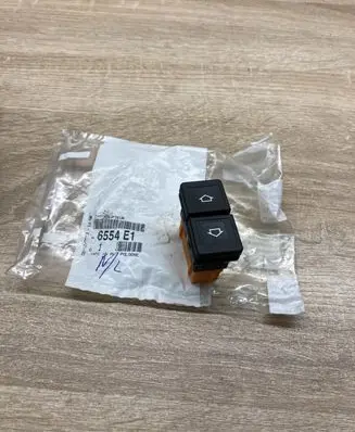 Citroen Xsara Electric window control switch 6554E1