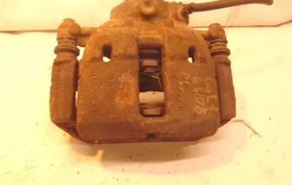 Mitsubishi Colt Front brake caliper 4605A065