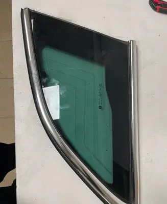 Opel Insignia A Rear side window 13237829