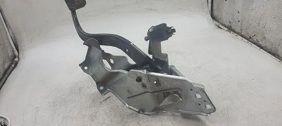 Opel Astra G Brake pedal 