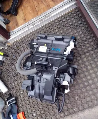 Nissan Micra K14 Interior heater climate box assembly