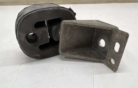 Muffler mount bracket/holder
