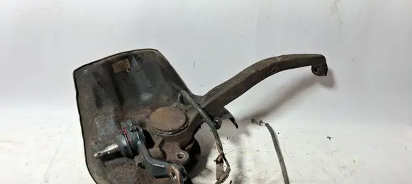 Front wheel hub