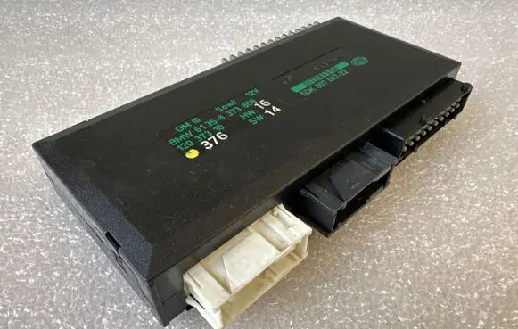 BMW 5 E39 Comfort/convenience module 61358373809 12037310
