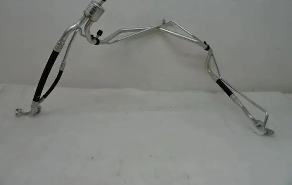 Peugeot Partner Air conditioning (A/C) pipe/hose 9681693180