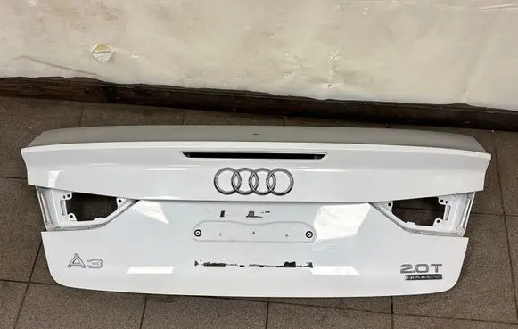 Audi A3 S3 8V Tailgate/trunk/boot lid