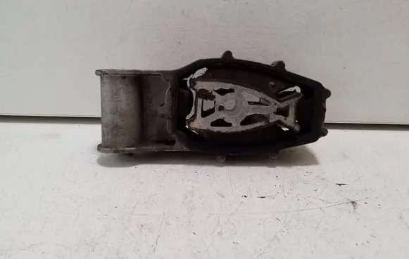 Polestar 2 Engine mount bracket 31686298