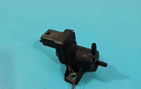 Chevrolet Orlando Turbo solenoid valve 25183381 IMPRK1448584