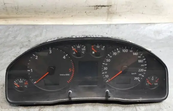 Audi A6 S6 C5 4B Speedometer (instrument cluster) 4B0920931B