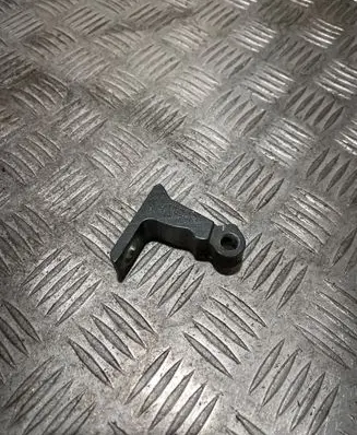 Audi A7 S7 4G Rear door lower hinge 4H0831402