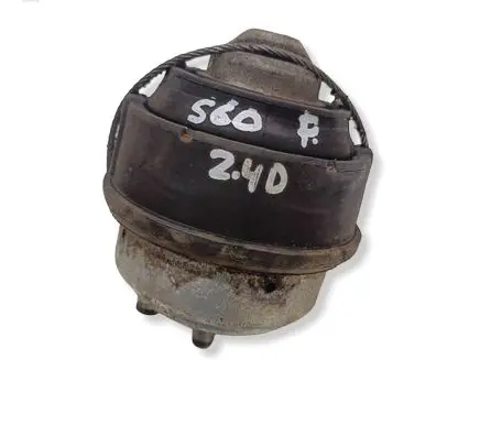 Volvo S60 Engine mount bracket 