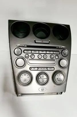 Mazda 626 Radio/CD/DVD/GPS head unit FA08531A
